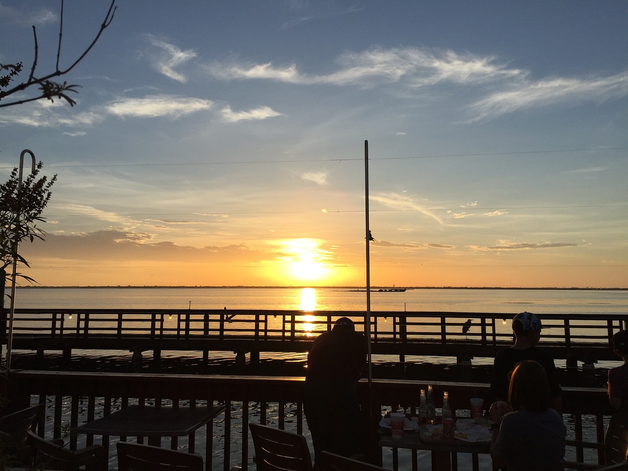 广东省旅游看海，碧海蓝天下的浪漫之旅